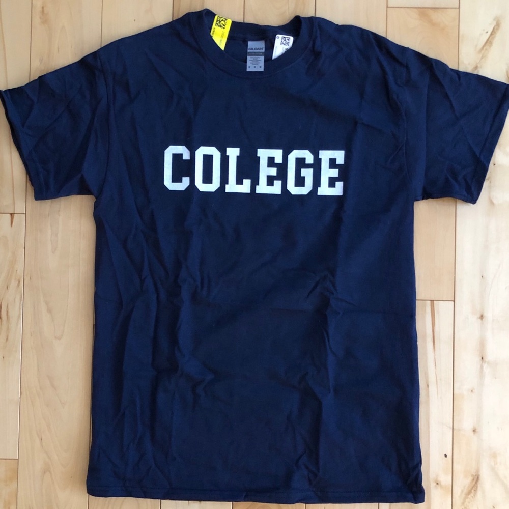 College humor shirt (“Colege”)